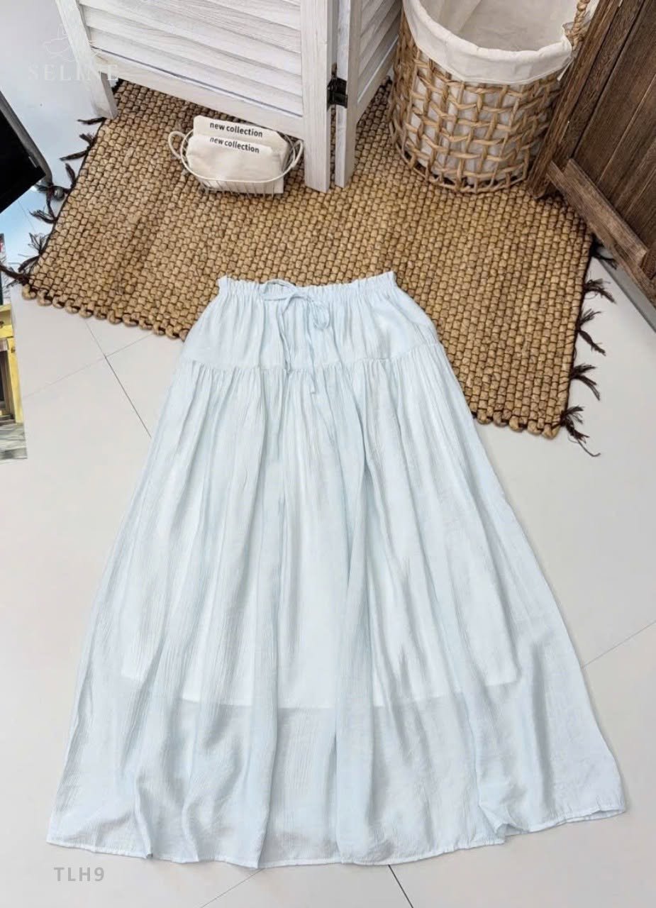 777418592_122124220083340147_7370352514068853570_n Set áo Polo sọc xanh mix váy dài xanh