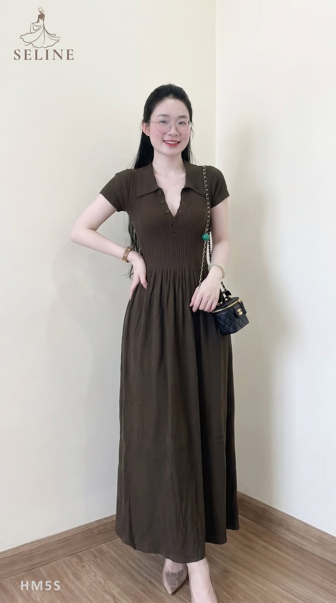 799084861_122126825739385677_91196460038075311_n Váy len dệt cổ polo